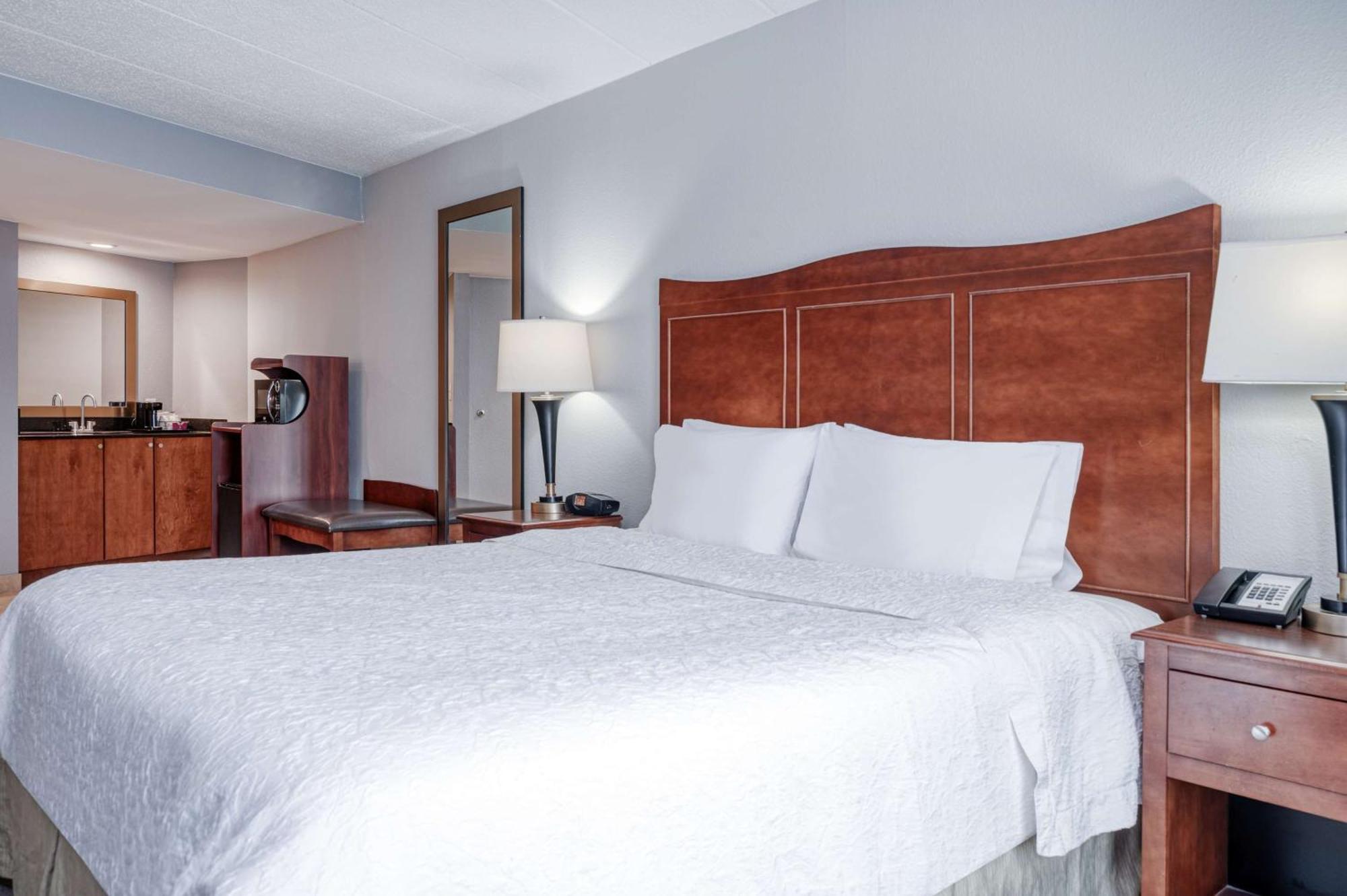 Hampton Inn Baltimore/White Marsh Exterior photo